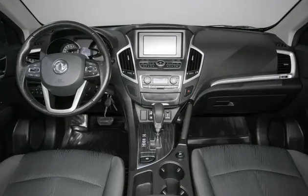 DongFeng AX7, фото №6