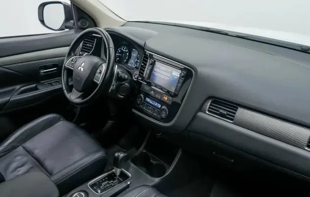 Mitsubishi Outlander, фото №5