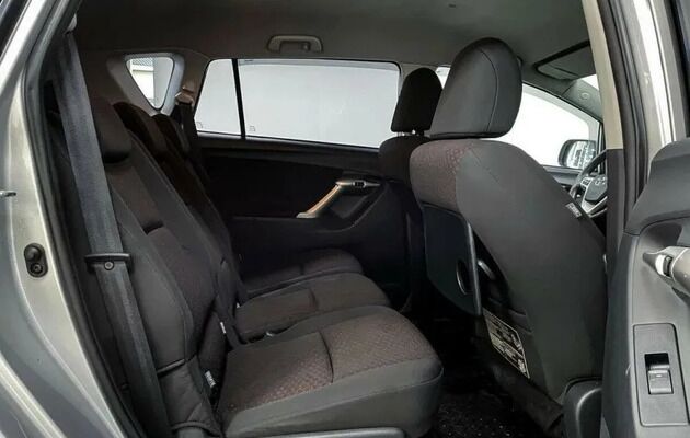 Toyota Verso, фото №7