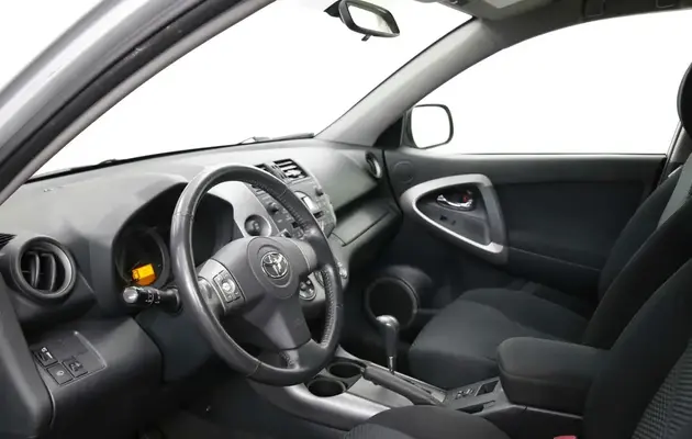 Toyota RAV4, фото №6