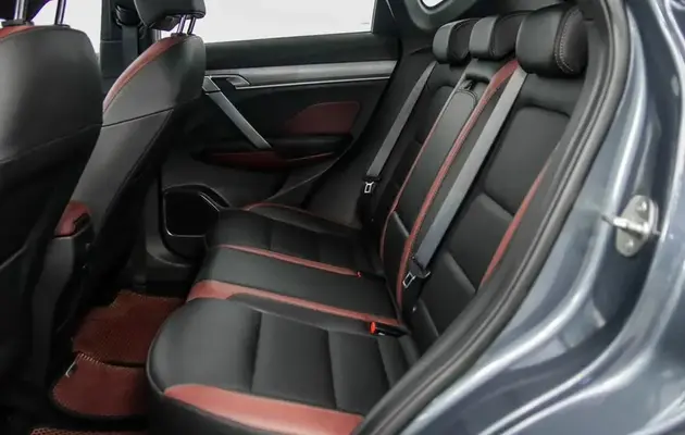 Geely Coolray, фото №10