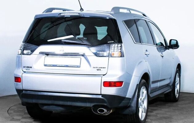 Mitsubishi Outlander, фото №2