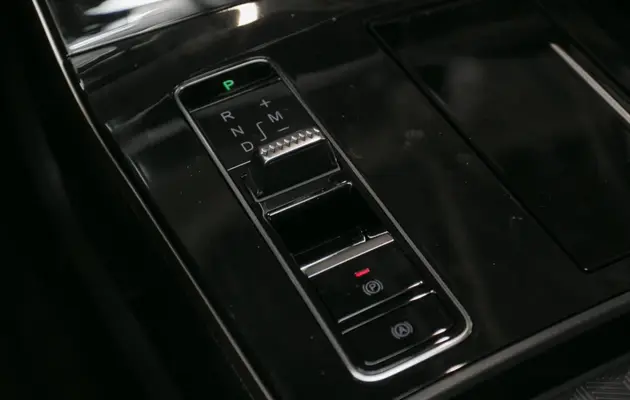 EXEED LX, фото №11