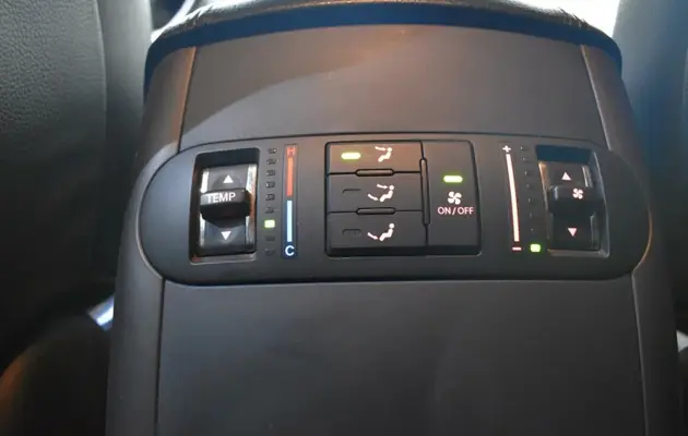 Kia Mohave, фото №15