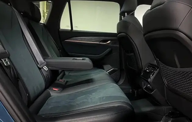 Geely Monjaro, фото №8