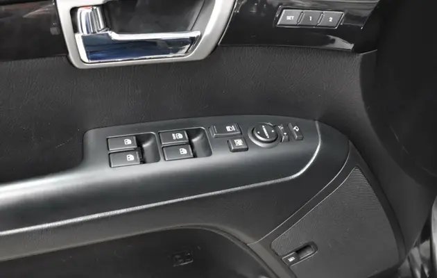 Kia Mohave, фото №11