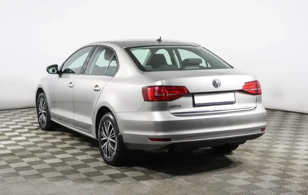Volkswagen Jetta, фото №4