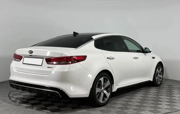 Kia Optima, фото №2