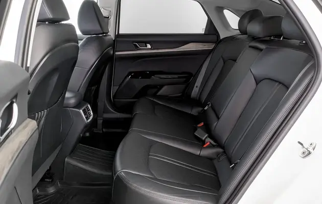 Kia K5, фото №9