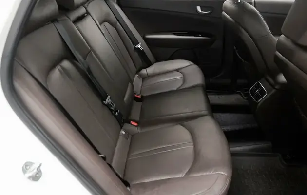 Kia Optima, фото №7