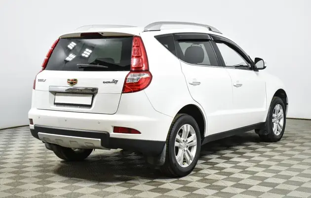 Geely Emgrand X7, фото №2