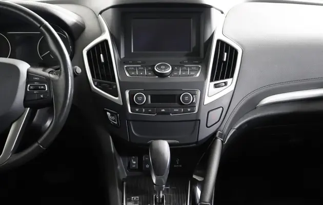 DongFeng AX7, фото №8