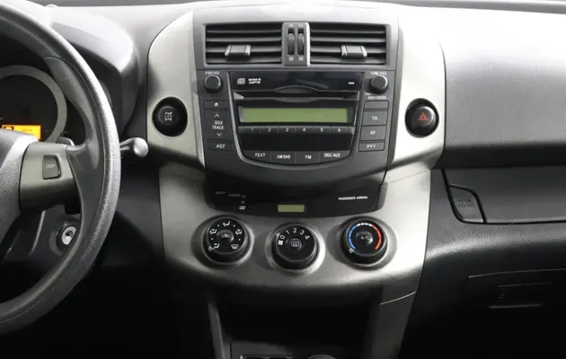 Toyota RAV4, фото №7