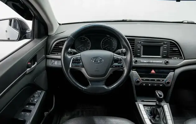 Hyundai Elantra, фото №5