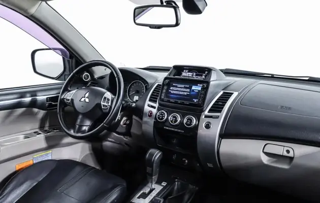 Mitsubishi Pajero Sport, фото №7