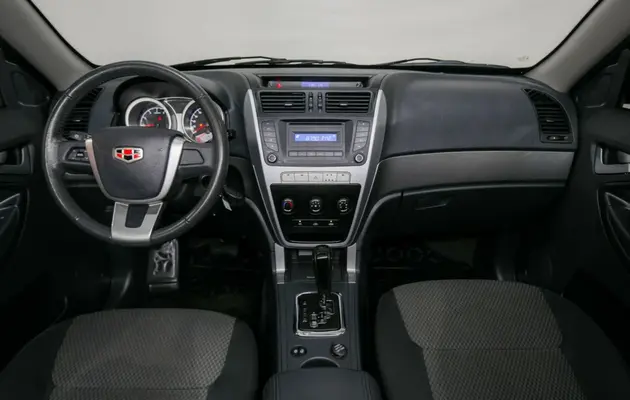 Geely Emgrand X7, фото №6