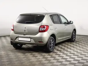 Renault SANDERO
