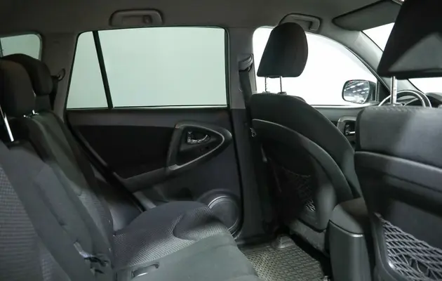 Toyota RAV4, фото №10