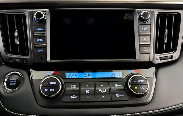 Toyota RAV4, фото №8