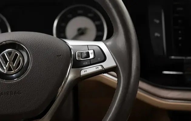 Volkswagen Touareg, фото №11