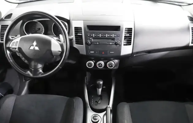 Mitsubishi Outlander, фото №5