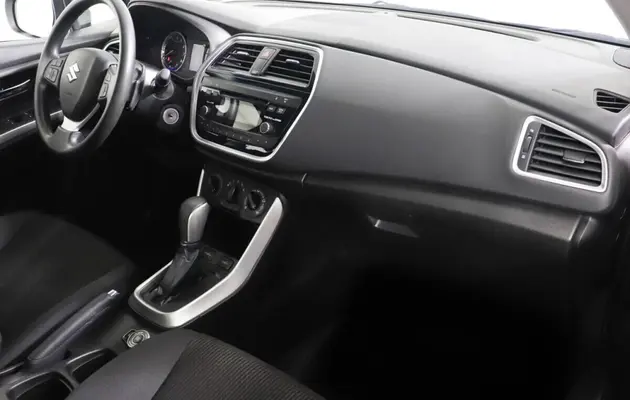 Suzuki SX4, фото №8
