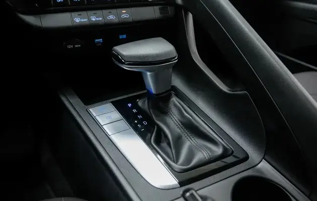 Hyundai Elantra, фото №12