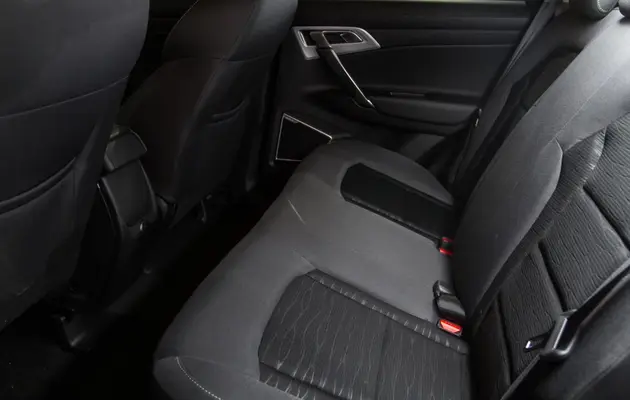 Geely Atlas, фото №10