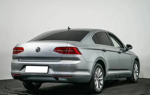 Volkswagen Passat, фото №2