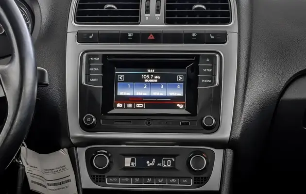 Volkswagen Polo, фото №11