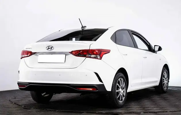 Hyundai Solaris, фото №2