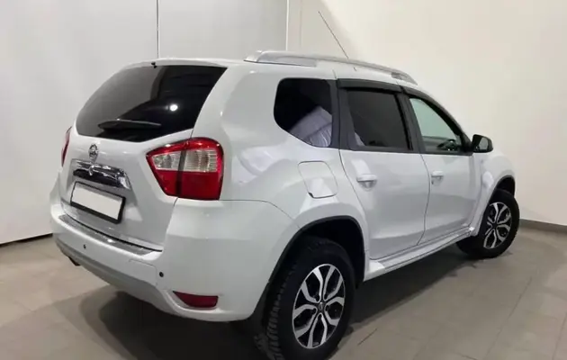 Nissan Terrano, фото №2