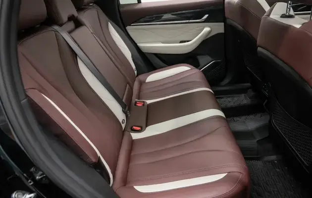 Geely Monjaro, фото №8