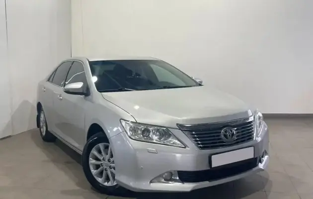 Toyota Camry, фото №3