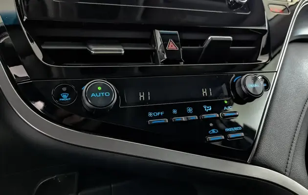 Toyota Camry, фото №8