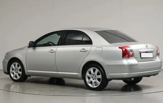 Toyota Avensis, фото №4