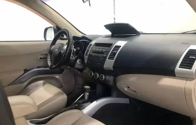 Mitsubishi Outlander, фото №8