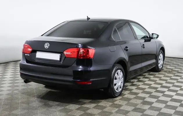 Volkswagen Jetta, фото №2