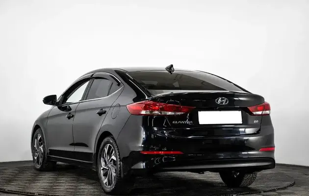 Hyundai Elantra, фото №4