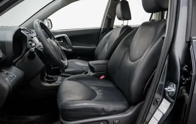 Toyota RAV4, фото №9
