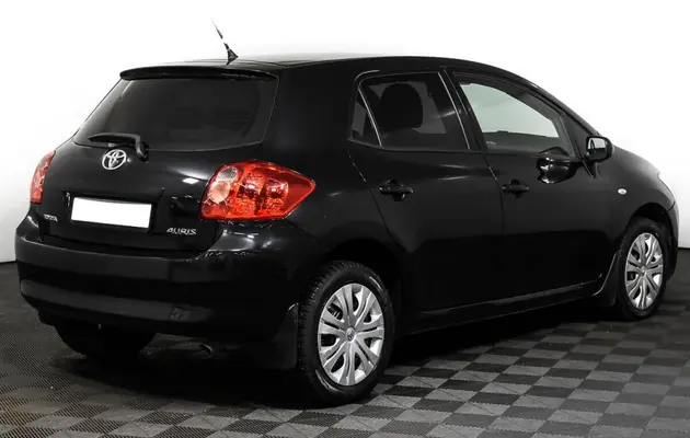 Toyota Auris, фото №2