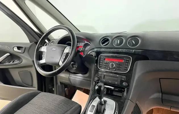 Ford Galaxy, фото №7