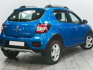 Renault SANDERO