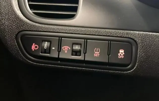 Kia Rio X-Line, фото №12