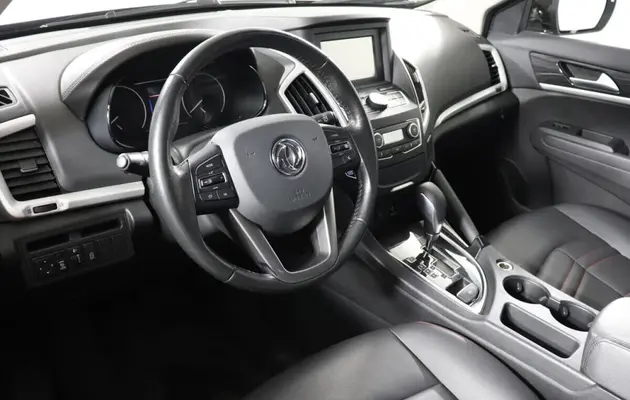 DongFeng AX7, фото №5