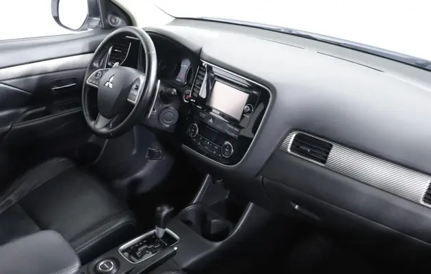 Mitsubishi Outlander, фото №6