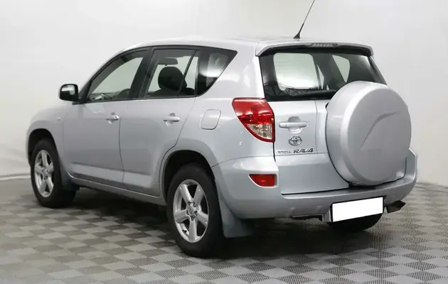 Toyota RAV4, фото №4