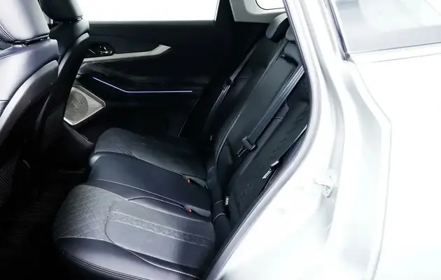 EXEED TLX, фото №9