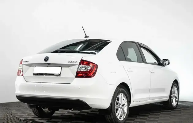 Skoda Rapid, фото №2