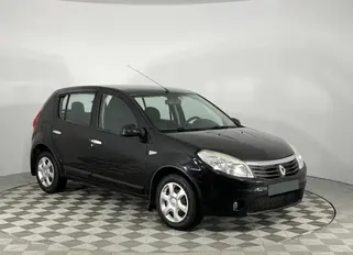 Renault SANDERO